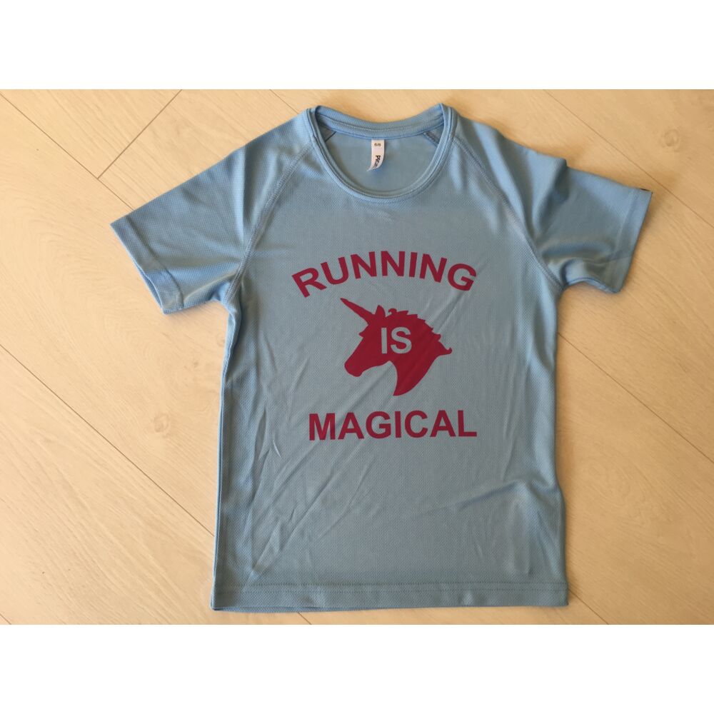 Running is magical rövid ujjú póló