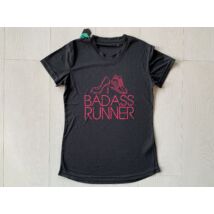 Badass runner feliratú női XS-es technikai póló 