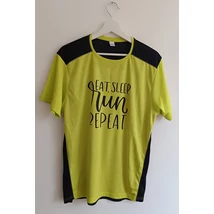 Férfi rövid ujjú technikai XL-es